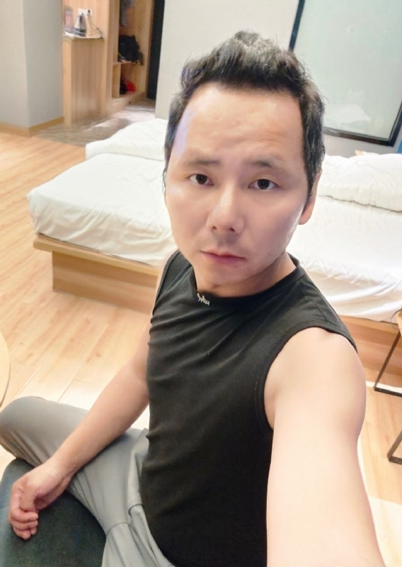 爱远的要命的第一张照片--舟山闪婚服务中心